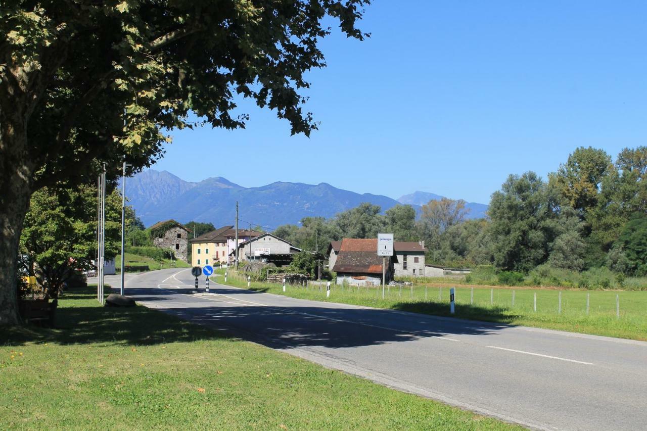 Casa Ortensia Lägenhet Gambarogno Exteriör bild